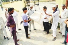paimais par kanoongo aur lekhpal mein nokjhonk