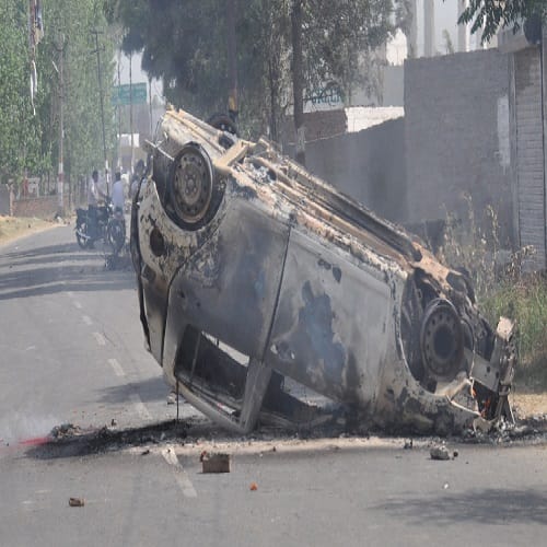 Then Sulaga Saharanpur, dalits burnt several dozen carts, photos will be shocking to see