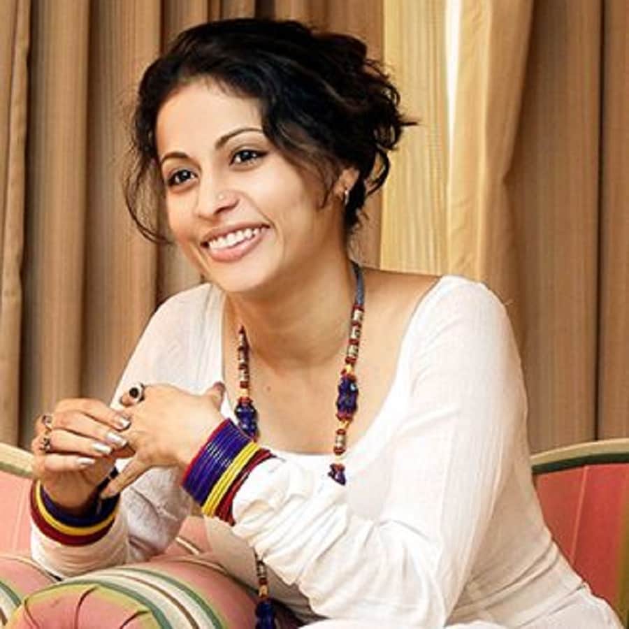 today is the birthday of flop actress antara mali now living a married life 