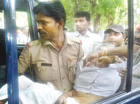 Shopkeeper beaten women