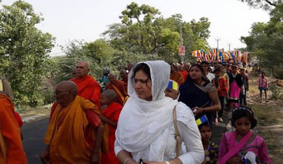budhhism ready to do violence in sankisa