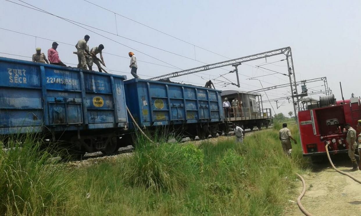 goods train divided into two parts in sonbhadra