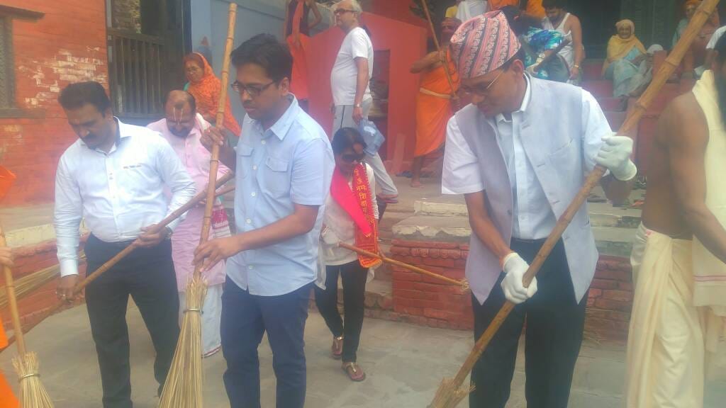 see the photos of ambassador of nepal who bromming in varanasi