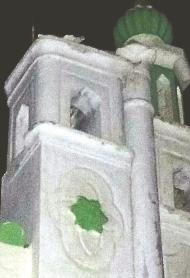 mosque rook shattered in agvaaanpur, protest
