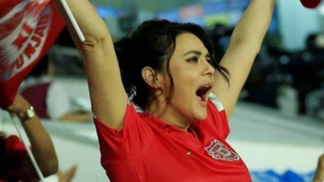IPL 10: Don't Miss Real Preity Zinta's Reaction To Chris Lynn's Wicket see video