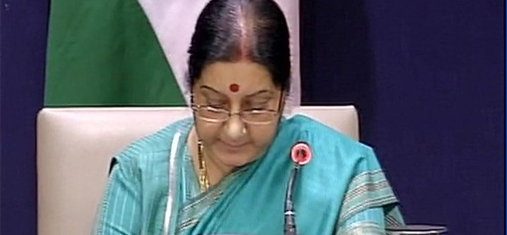 pakistan citizen seeking medical visa from sushma swaraj