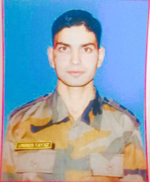 Bullet ridden body of a Army lieutenant found in Shopian