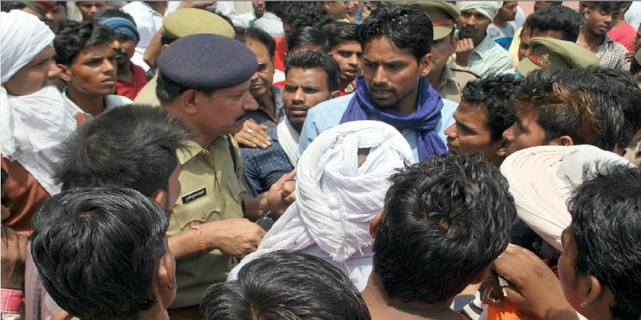 Naughty elements broke the statue of Ambedkar, dalits thundered