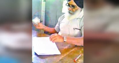 patwari takes bribe, video viral