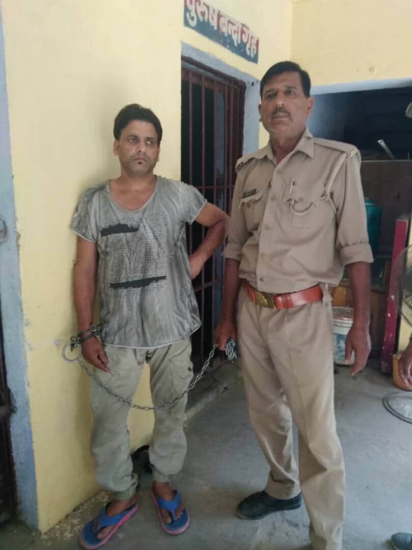 शामली पुलिस ने 14 साल से फरार आरोपी को किया गिरफ्तार 