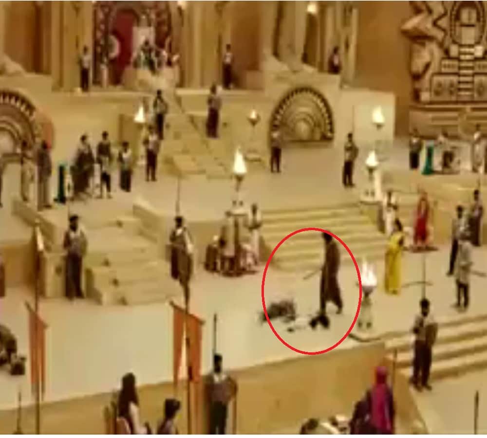 1 year complrete of baahubali 2 know about this big mistake in a scene