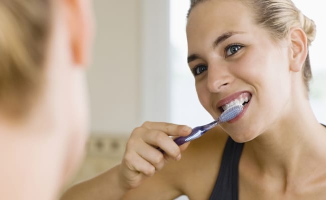 Do not make these mistakes to your teeth if you want to keep your smile healthy