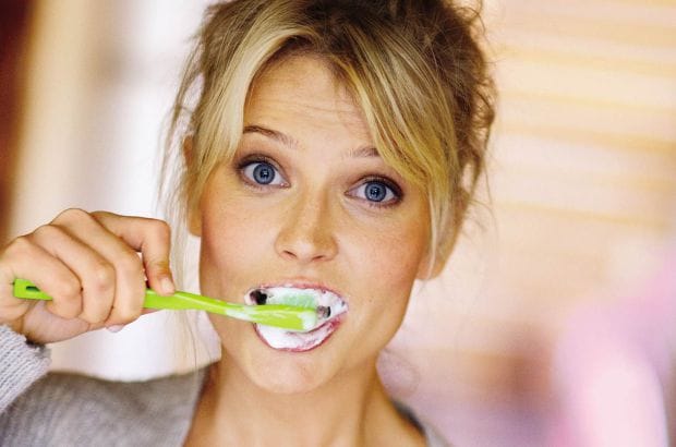 Do not make these mistakes to your teeth if you want to keep your smile healthy