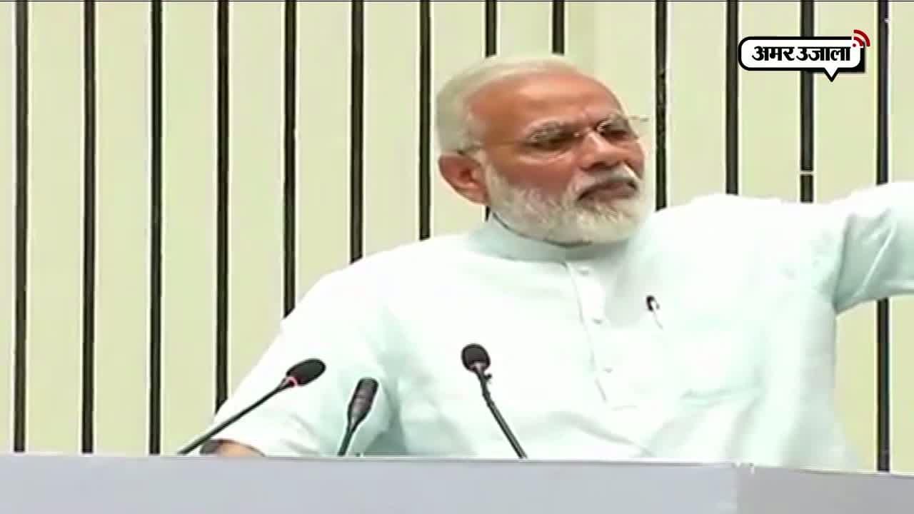 भ्रष्ट रेलवे अधिकारियों पर गिरी गाज