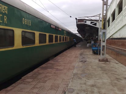 driver saved many people life, garib rath express train saved to derail at panipat