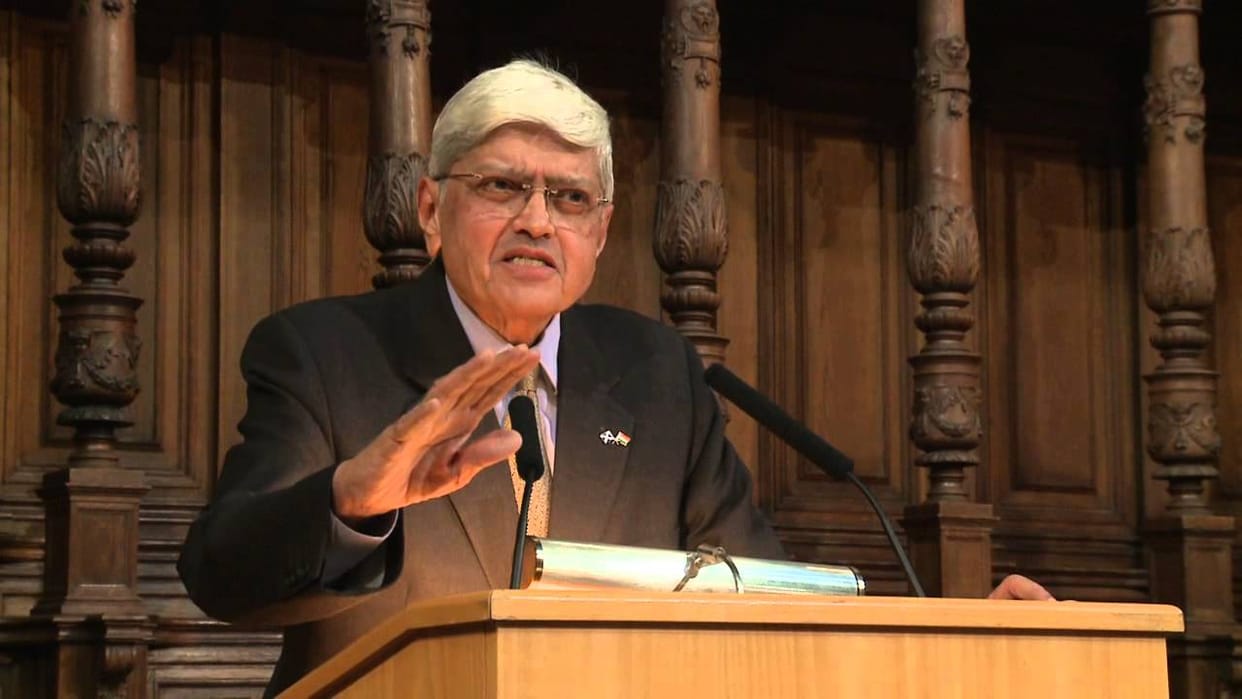 Too premature to comment on it: Gopalkrishna Gandhi on Prez candidate buzz