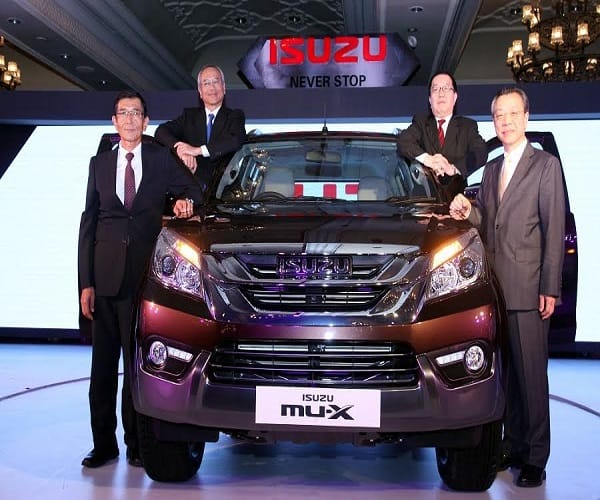 ISUZU launches the ‘mu-X’ premium full-size 7 seater SUV in India