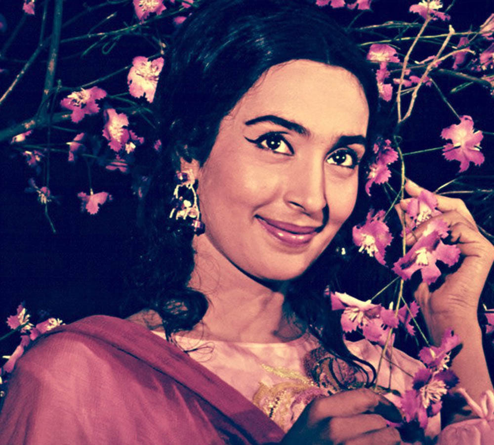 When actress Nutan slapped Sanjeev Kumar in public