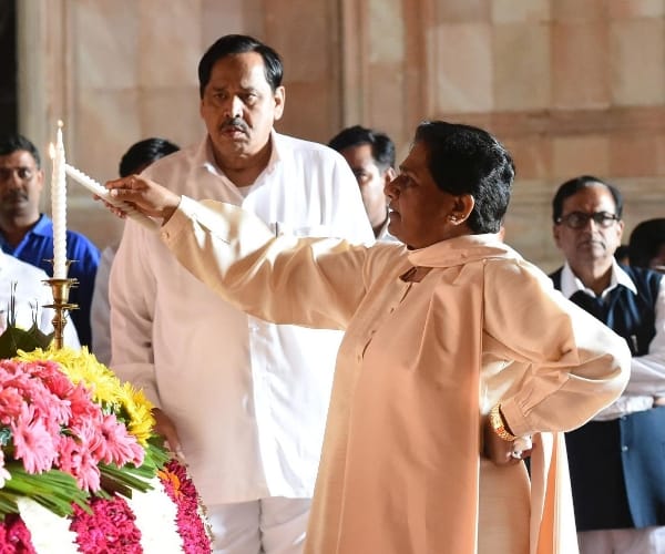 nasimuddin siddiqui and his son expelled from bsp