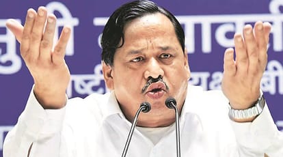 mayawati sacking old bsp leaders one by one