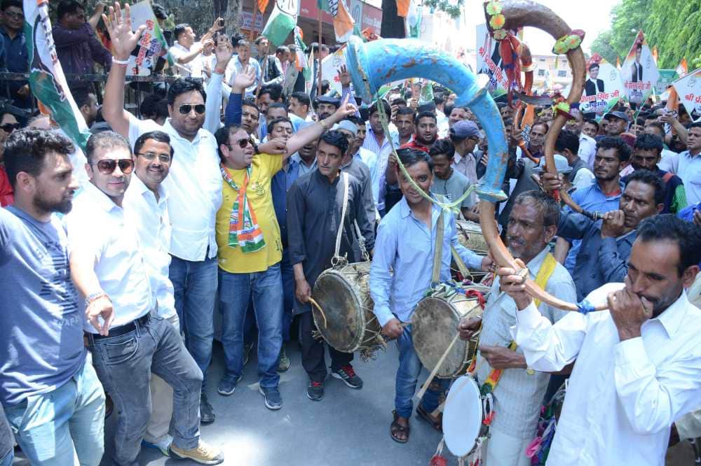 heavy crowd in pcc chief Pritam's Congratulatory Ceremony
