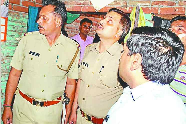 Woman's body hanged on hanging, revel