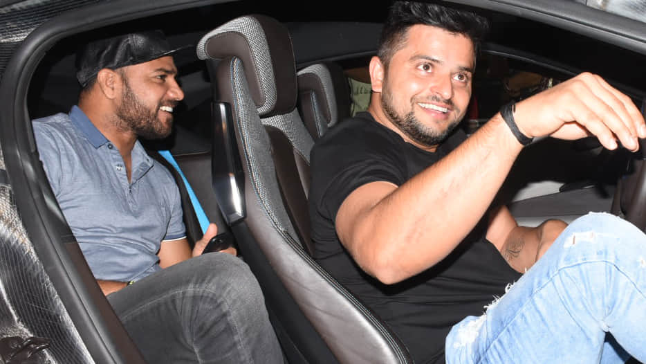 cricketer suresh raina visit haridwar