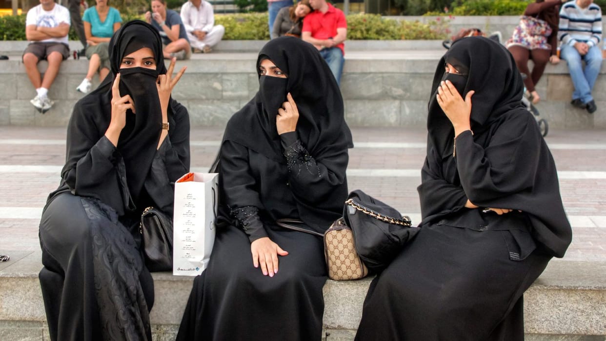 Five judges of different religions will decide on triple divorce