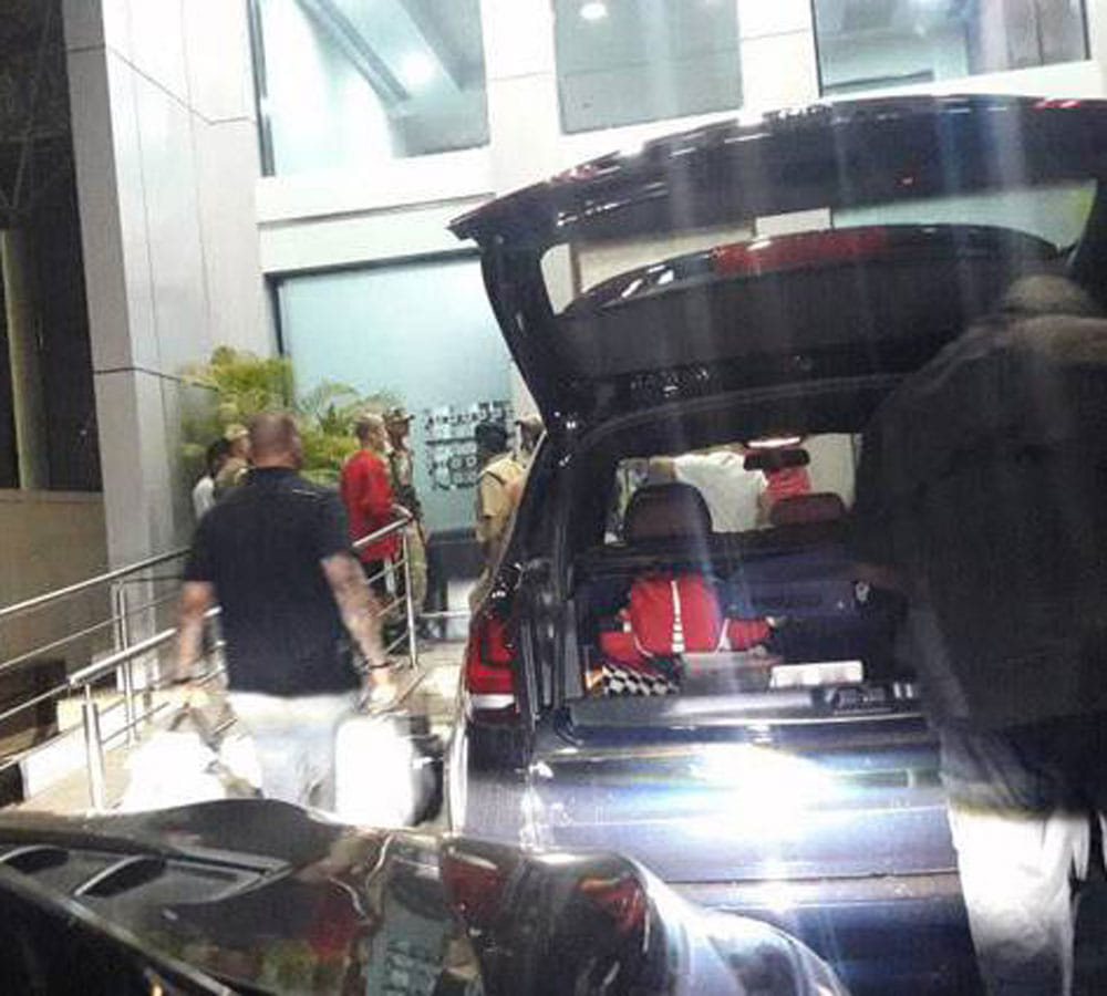 justin bieber leaving india due to these reason
