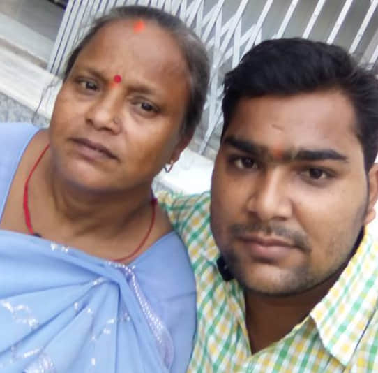 selfie with mother 