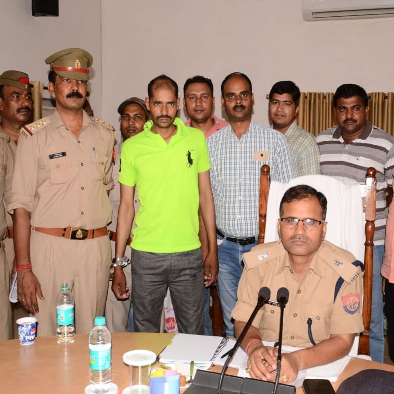 brother was murdered while trying to save her sister in mathura