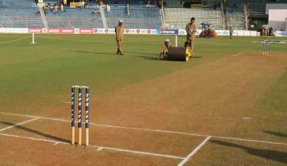 three match bookie caught at kanpur during ipl 