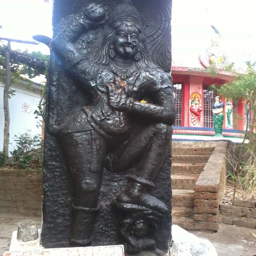 girjabandh temple, where lord hanuman worshipped in female form 