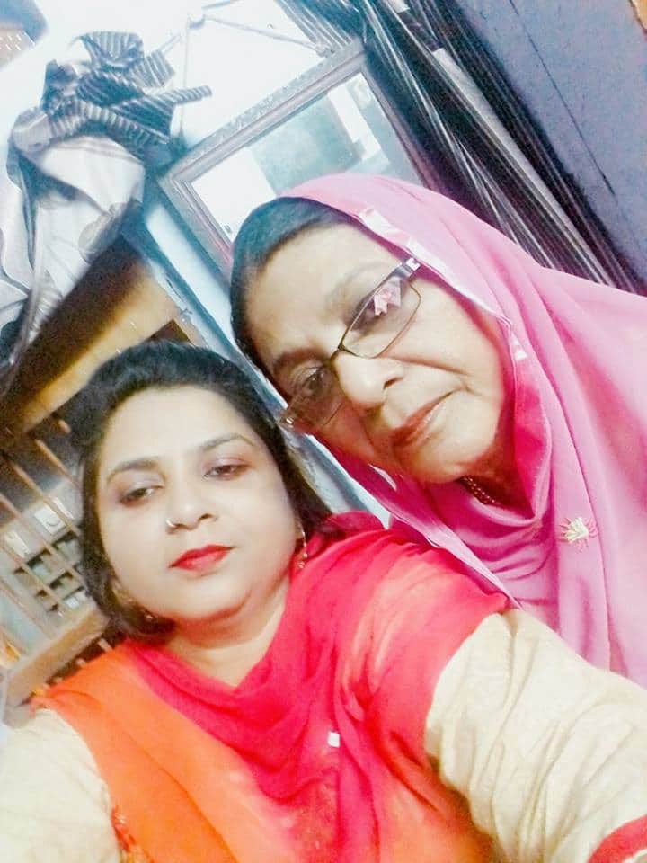 selfie with mother 