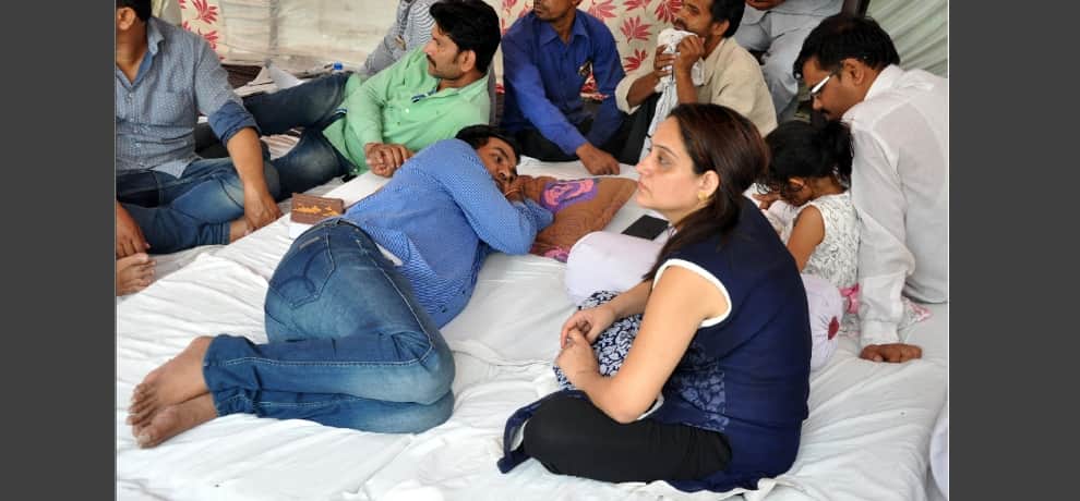 aap sacked minister kapil mishra health deteriorated during Hunger strike