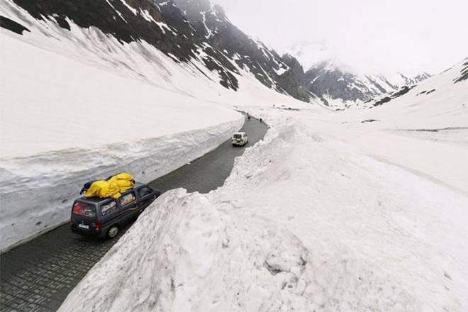 Srinagar-Leh highway re-opens after five months' closure 