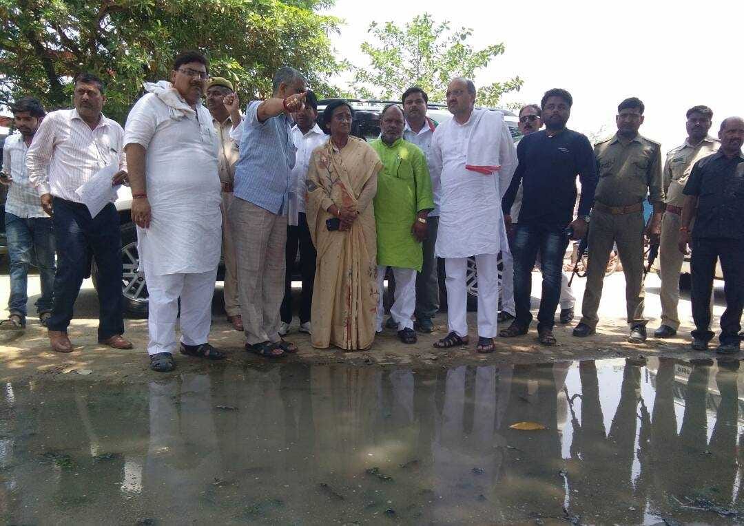 tourist minister very anger after vist tourist spot of varanasi