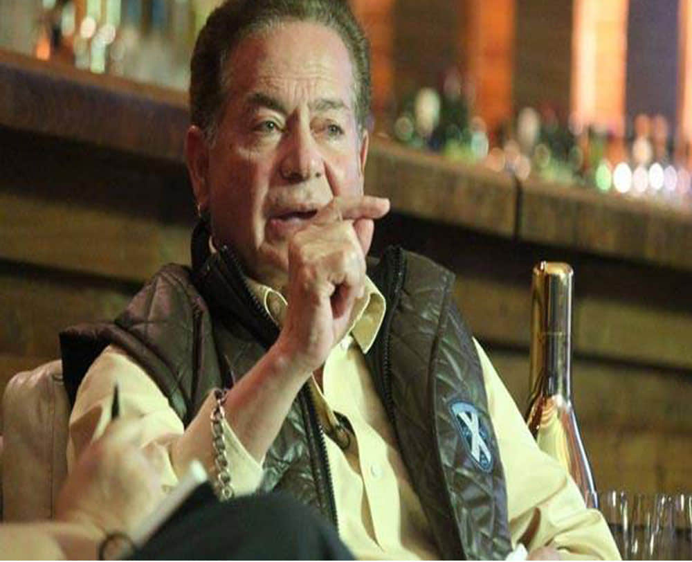 salman khan father salim khan become horse at the age of 83 for arpita son