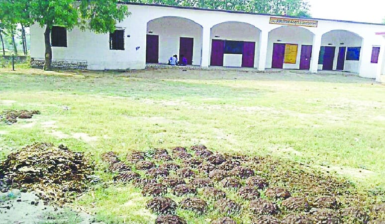 Teacher not deployed, school closed for two months