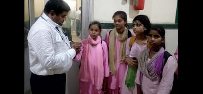 nearly 70 thousand students gone starved after snake found in mid day meal in faridabad