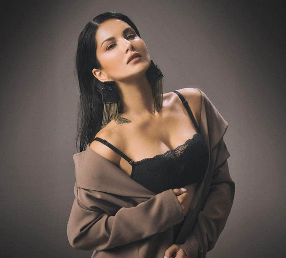 sunny leone birthday special and 10 unknown facts