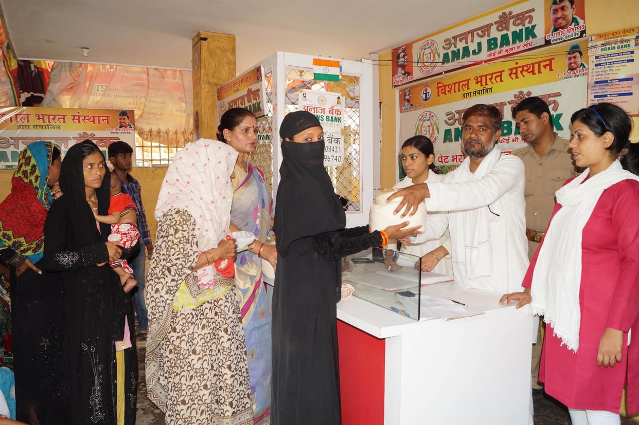 Triple Talaq : The help of women suffering from divorces came forward 'grain bank'