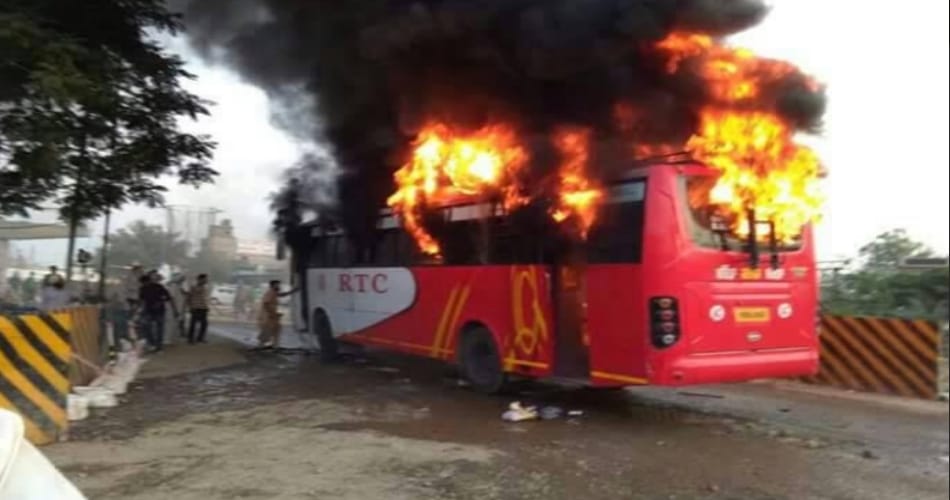 bus catches fire at bathinda