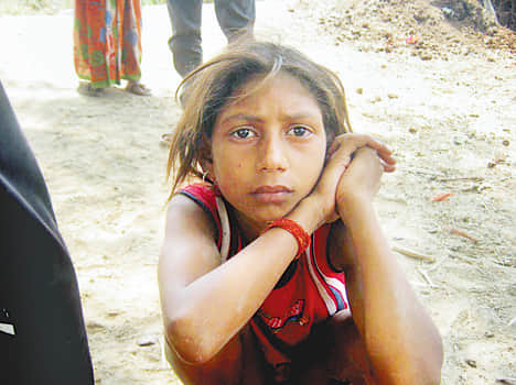 girl child drowned in pond to save her older sister