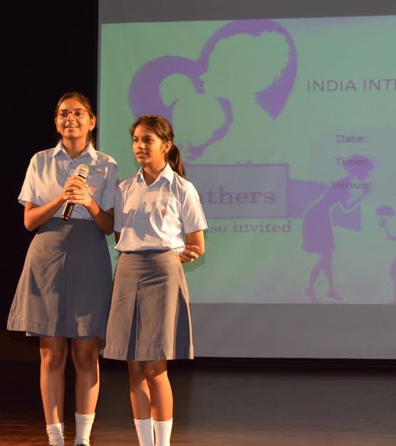 The children dedicated their  presentations to mothers 