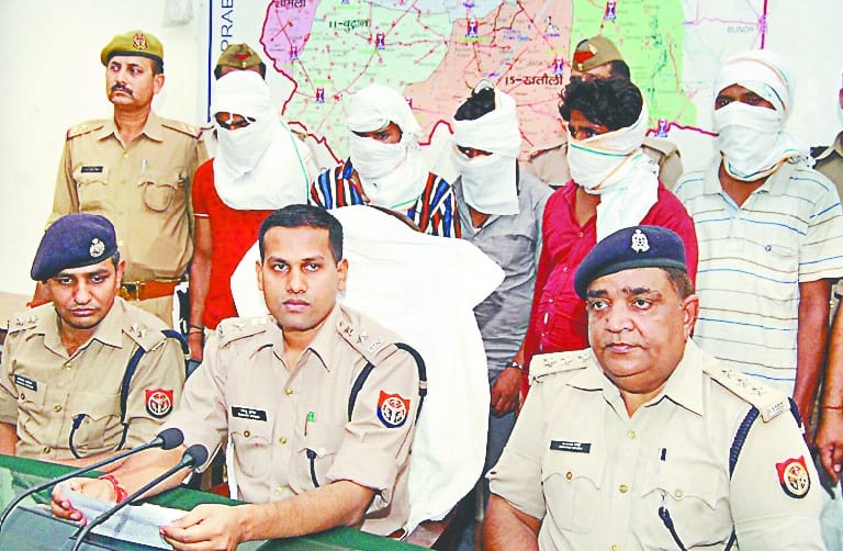 Five gangsters of interstate gang arest