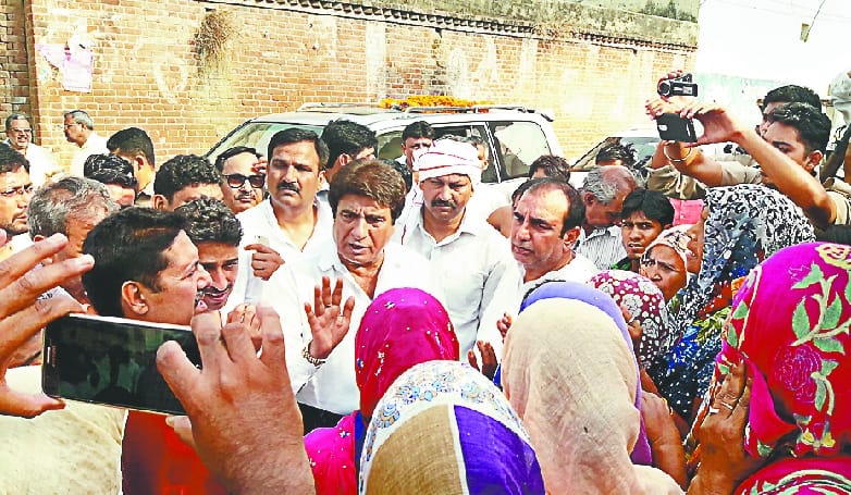 Burning others' house is not brave: Rajbabar