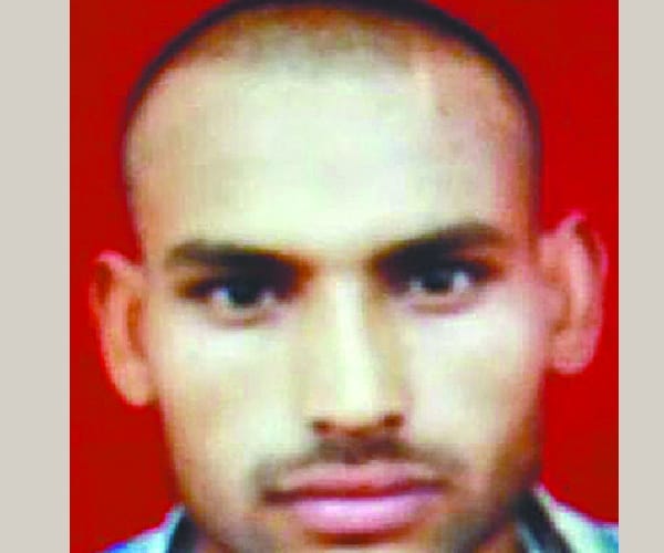 lovers dead body found in sharda canal barabanki