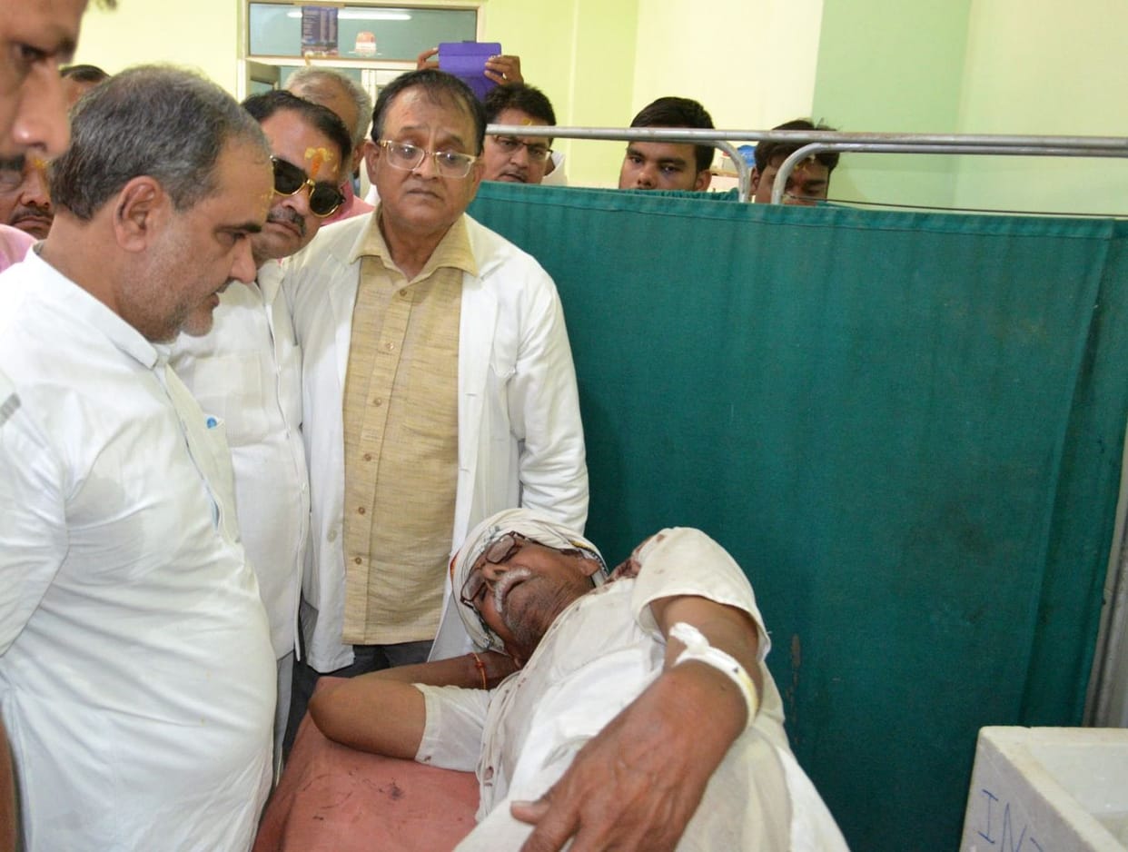 Doctor no medicine ... all the facilities in the district hospital