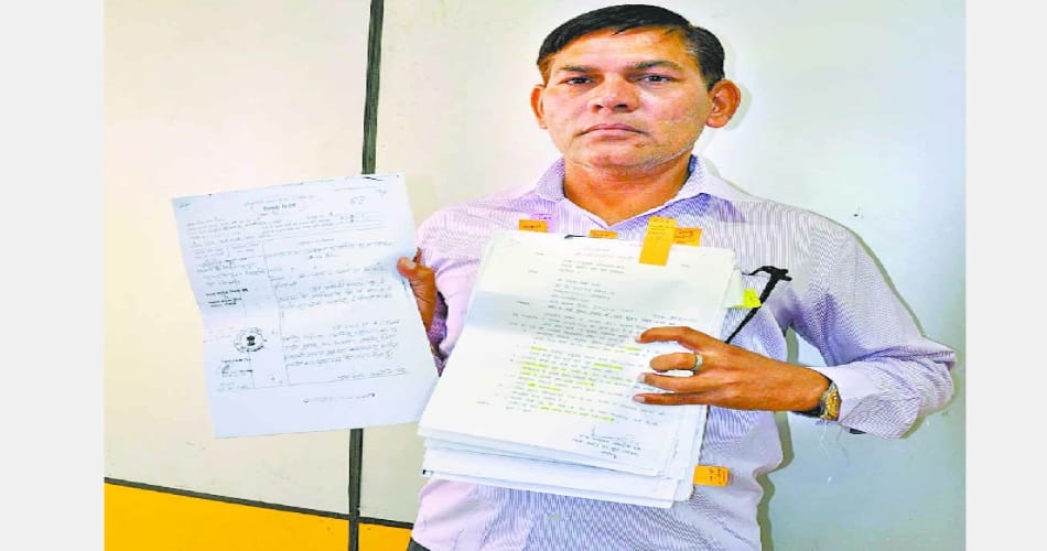 asi suspended in bribe case
